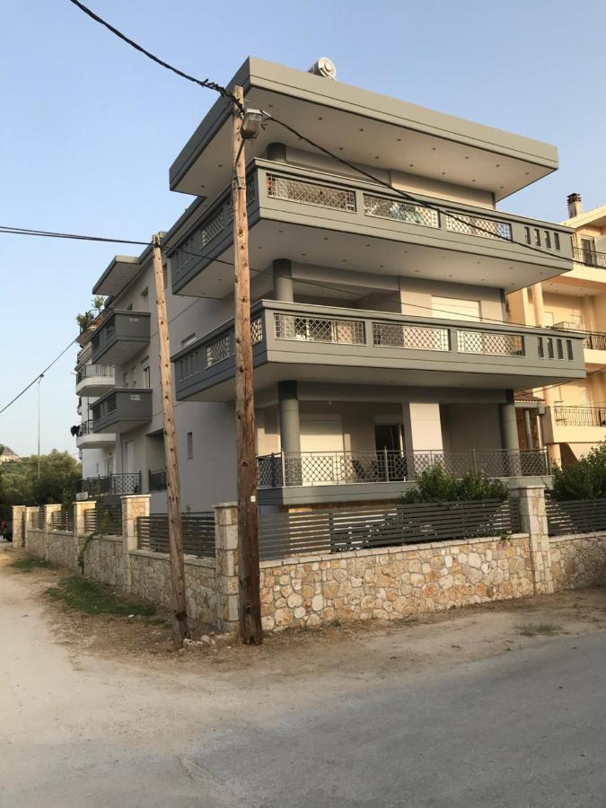 Cyclops Luxury Apartments Игуменица Экстерьер фото