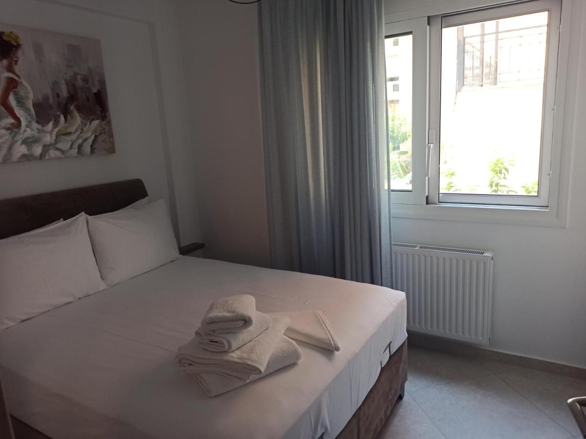 Cyclops Luxury Apartments Игуменица Экстерьер фото