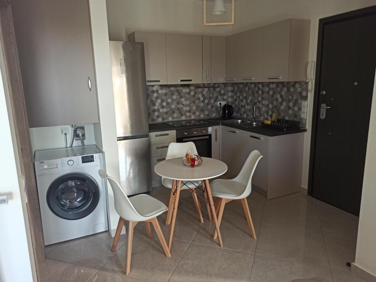 Cyclops Luxury Apartments Игуменица Экстерьер фото